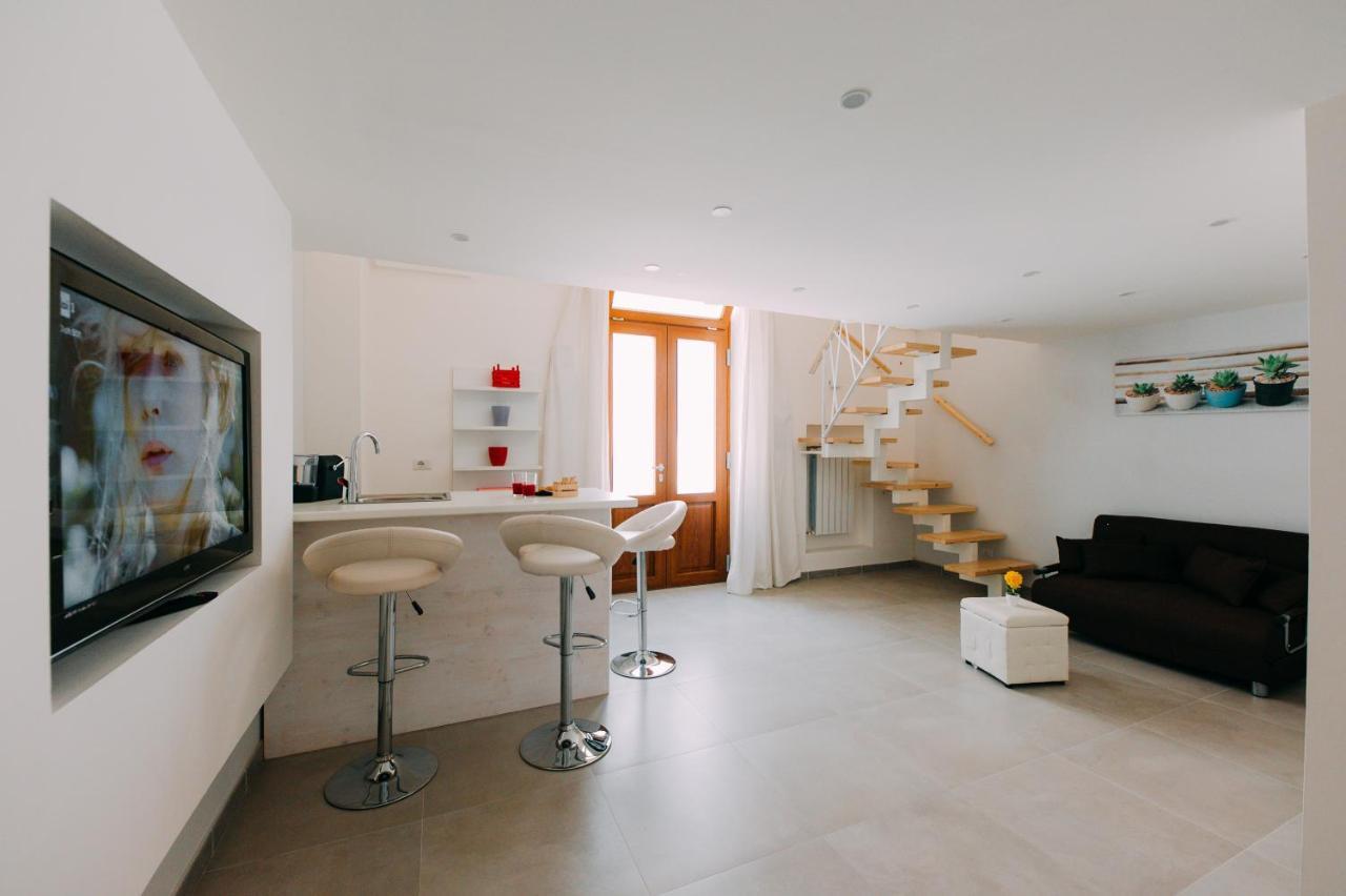 Bed Casa Vacanza Via Gallipoli - Corte Bari 布林迪西 外观 照片