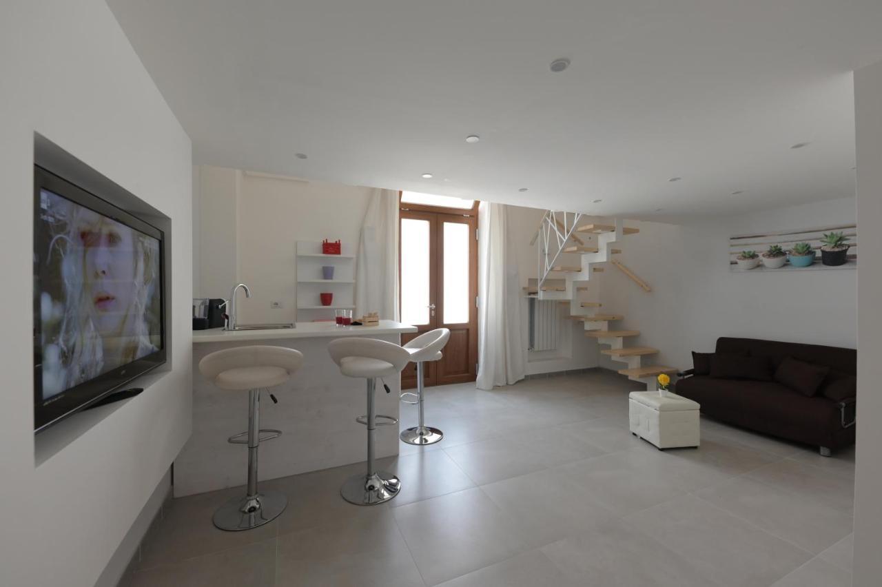 Bed Casa Vacanza Via Gallipoli - Corte Bari 布林迪西 外观 照片