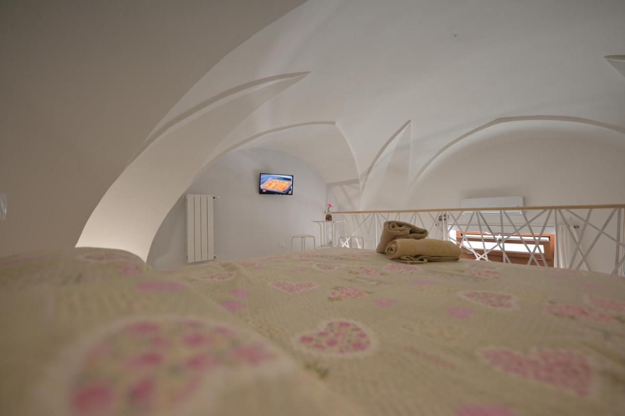 Bed Casa Vacanza Via Gallipoli - Corte Bari 布林迪西 外观 照片